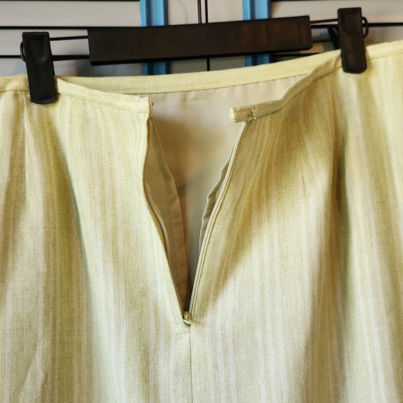 Dress Barn Green & White Skirt - Picture 9 of 11